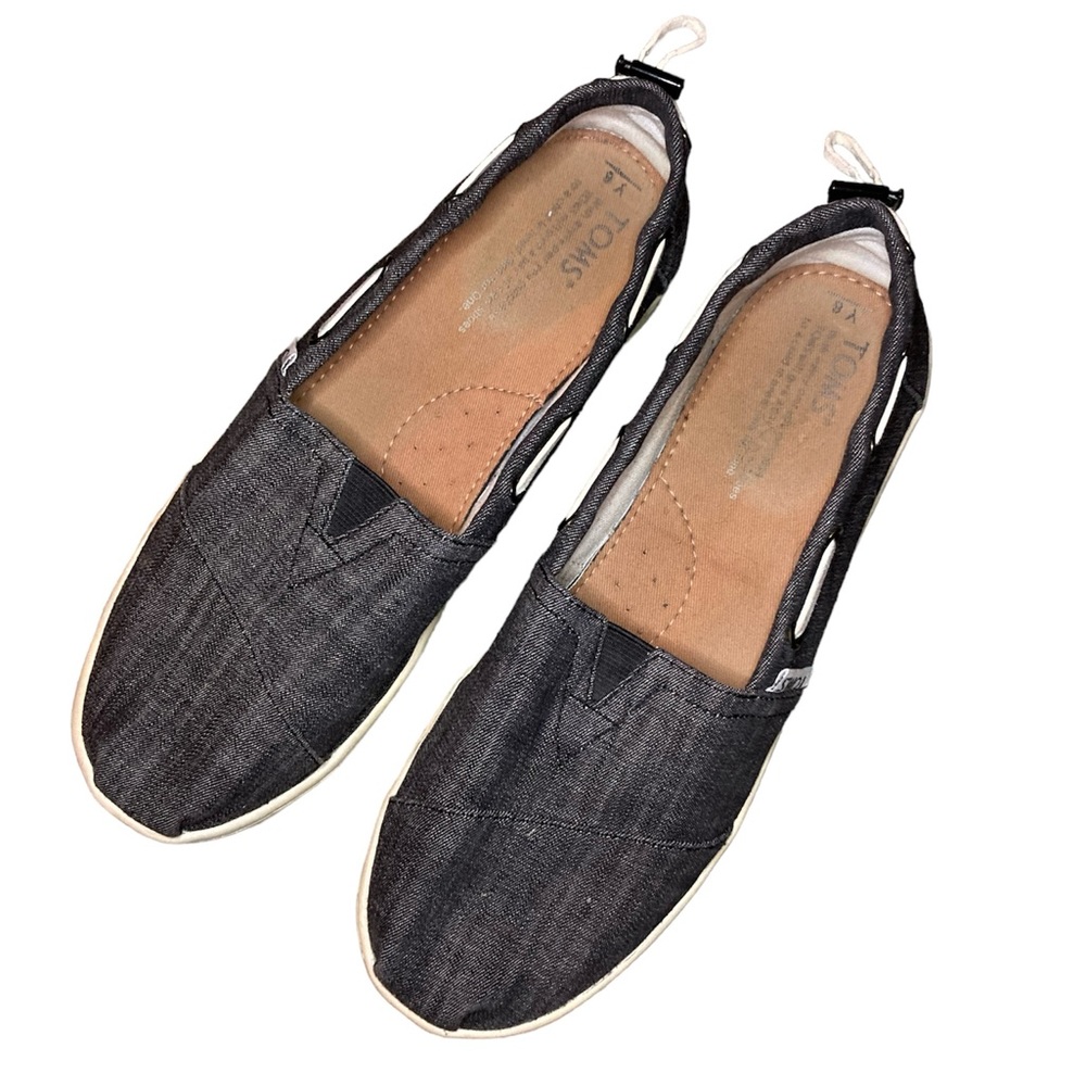 Toms shoes